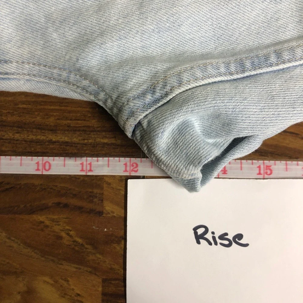 GAP Womens High Rise Barrel Jean Size 31/12 Blue Light Wash - Picture 15 of 16